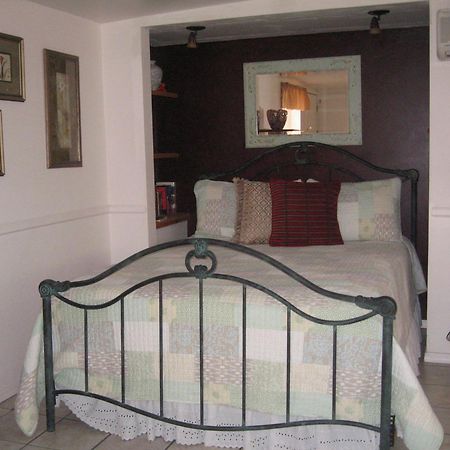 Mon Ami Bed And Breakfast Тусон Экстерьер фото